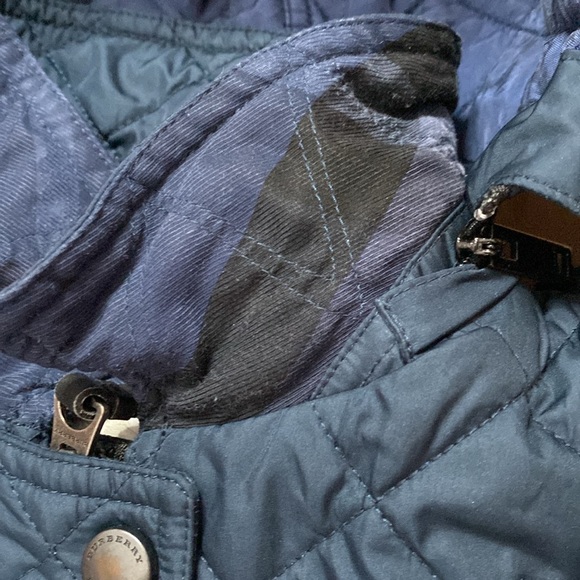 Lk NEW BURBERRY KIDS navy blue quilted jacket coat w/hood size 8 - Picture 3 of 9